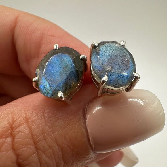 NWOT 8x10mm faceted labradorite stud earrings in sterling silver! - Picture 4 of 13